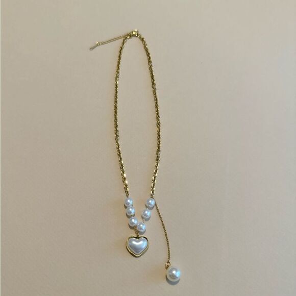 Heart pearl necklace #1323 - Picture 2 of 4